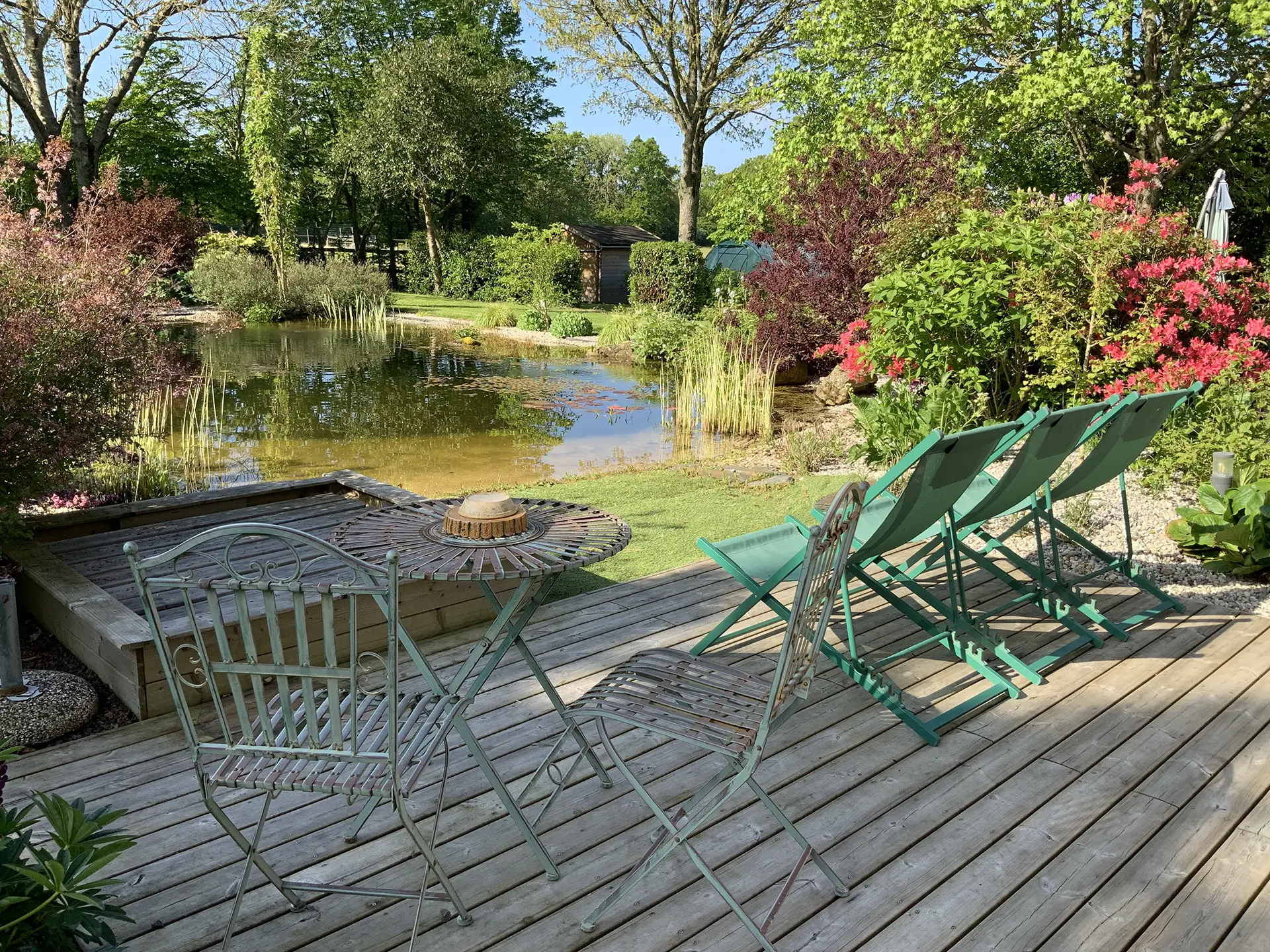 Façade en pierre de La Grange des Loges